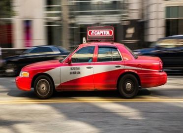 Van het de Taxibovenkant Geleide Videoscherm van SMD2727 P5 de Openlucht Waterdichte Auto - Corrosie Hoge Resolutie leverancier